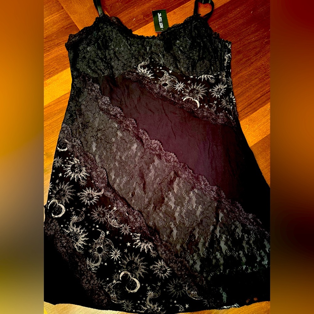 Nwt. Hot topic, could be used as a short dress or long tank